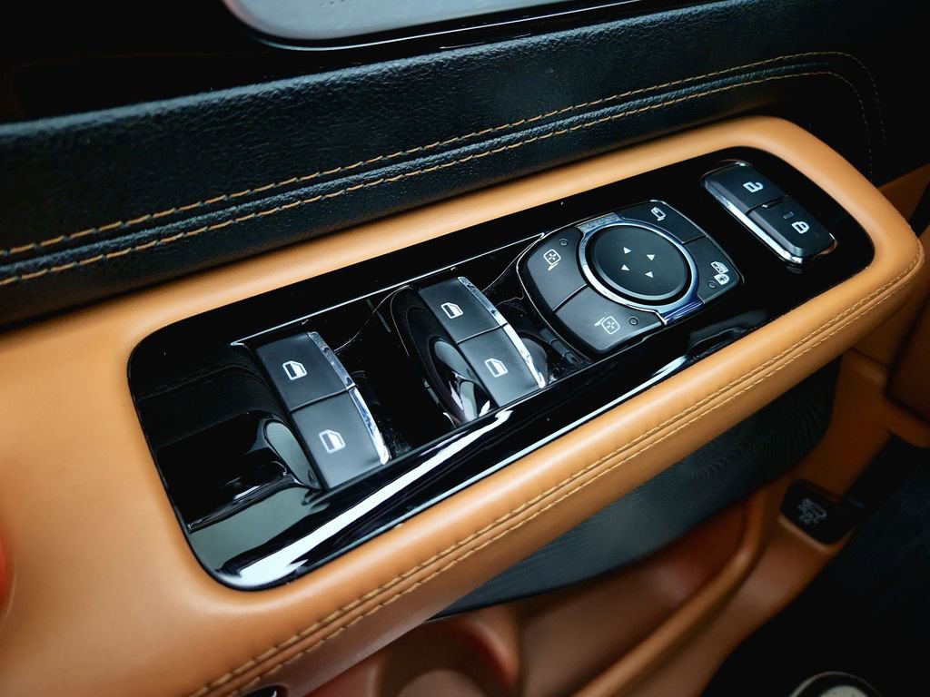 Used 2020 Lincoln Aviator Black Label Grand Touring w/ Class IV Trailer Tow Package image 29