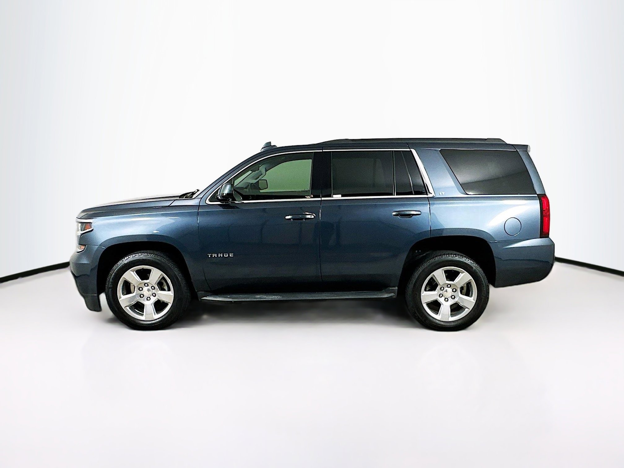 Used 2019 Chevrolet Tahoe LT image 4