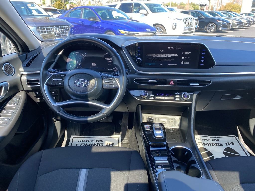 Certified 2023 Hyundai Sonata SEL w/ Convenience Package FWD image 10