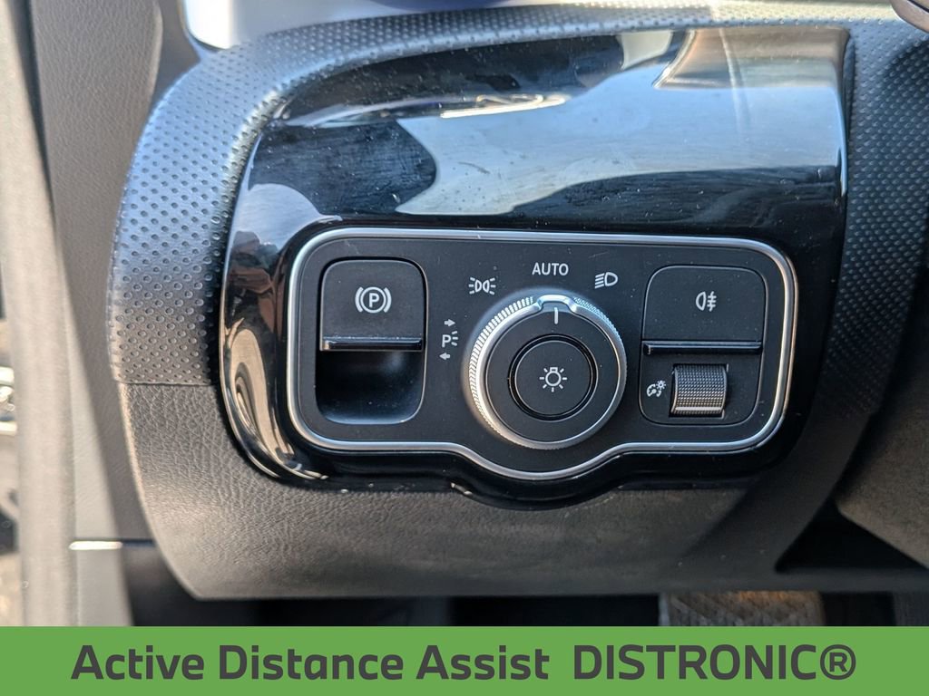 Used 2023 Mercedes-Benz CLA 250 w/ Premium Package image 19
