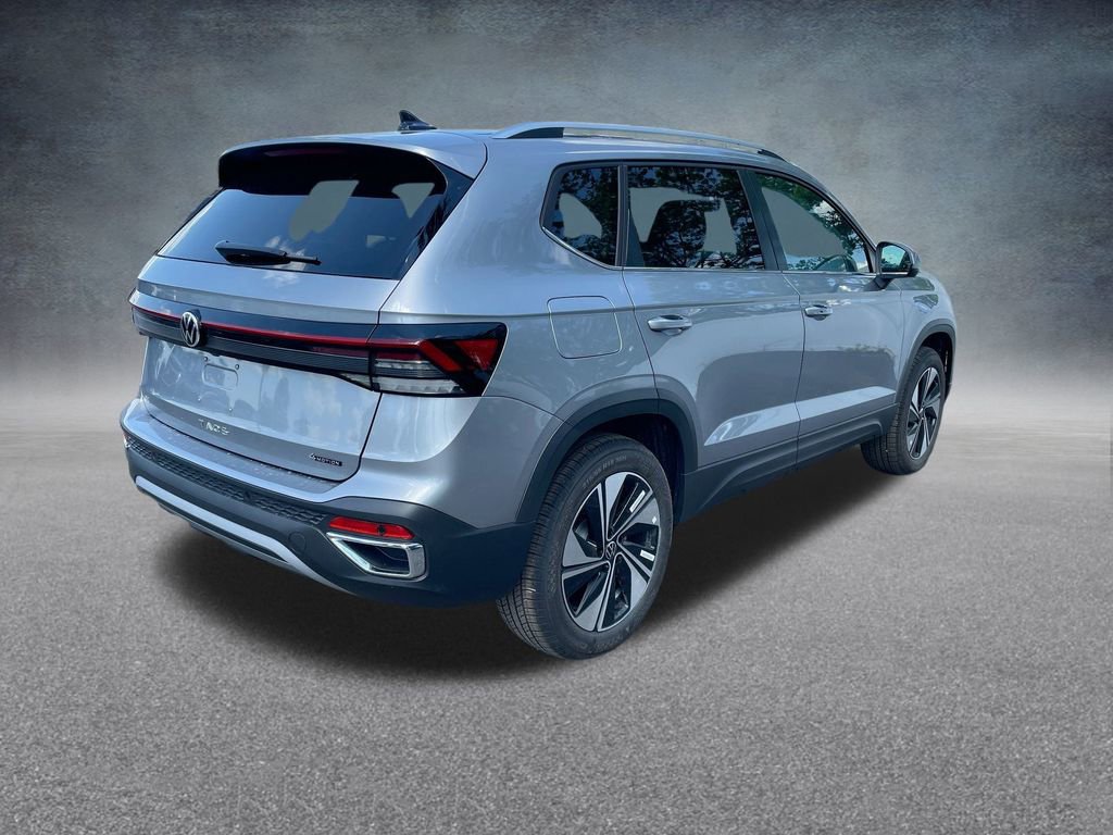 New 2025 Volkswagen Taos SE image 31
