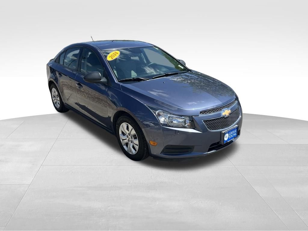 Used 2014 Chevrolet Cruze LS FWD image 8
