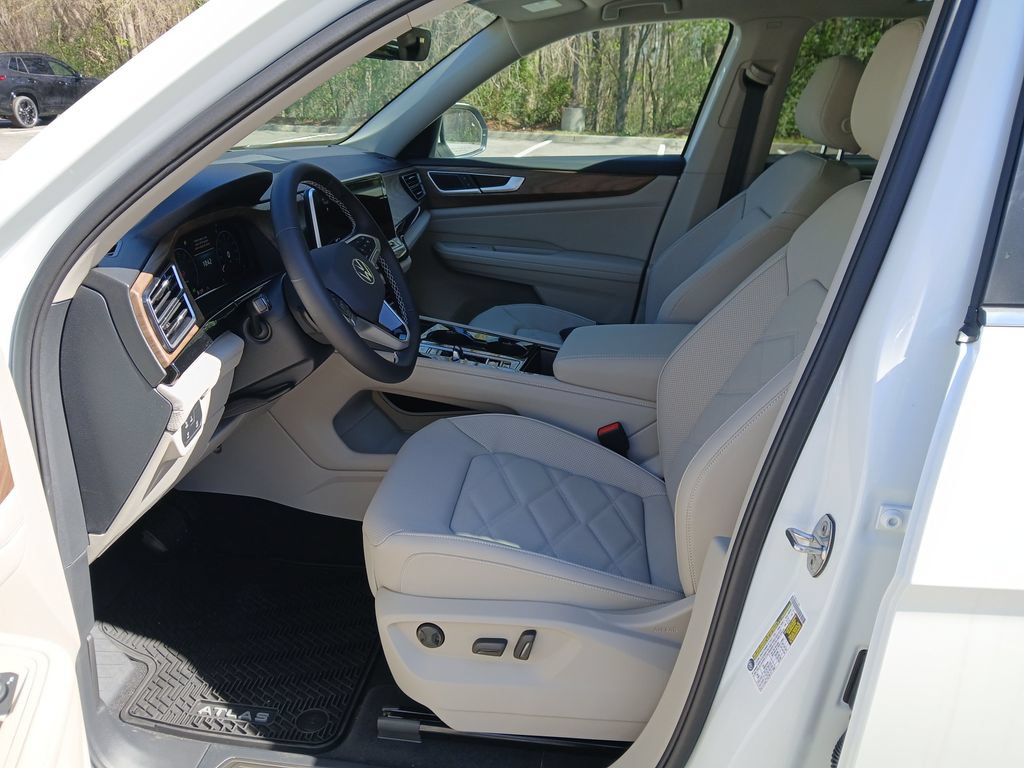 New 2026 Volkswagen Atlas SE FWD image 9