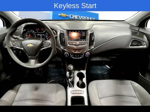 Used 2019 Chevrolet Cruze LT w/ Convenience Package image 8