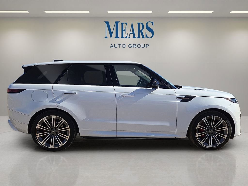 Used 2024 Land Rover Range Rover Sport Dynamic SE image 6
