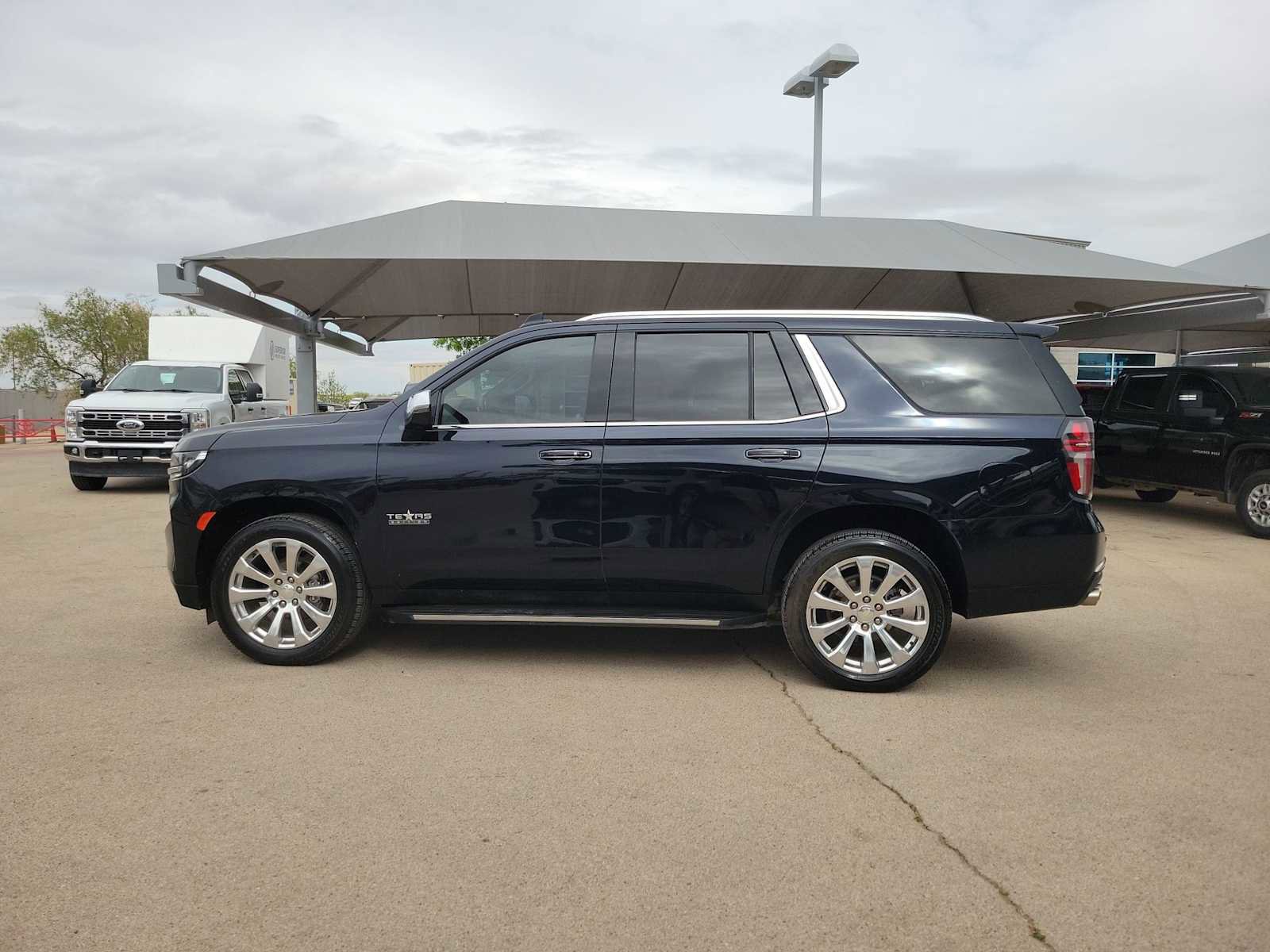 Used 2022 Chevrolet Tahoe Premier w/ Texas Edition image 5