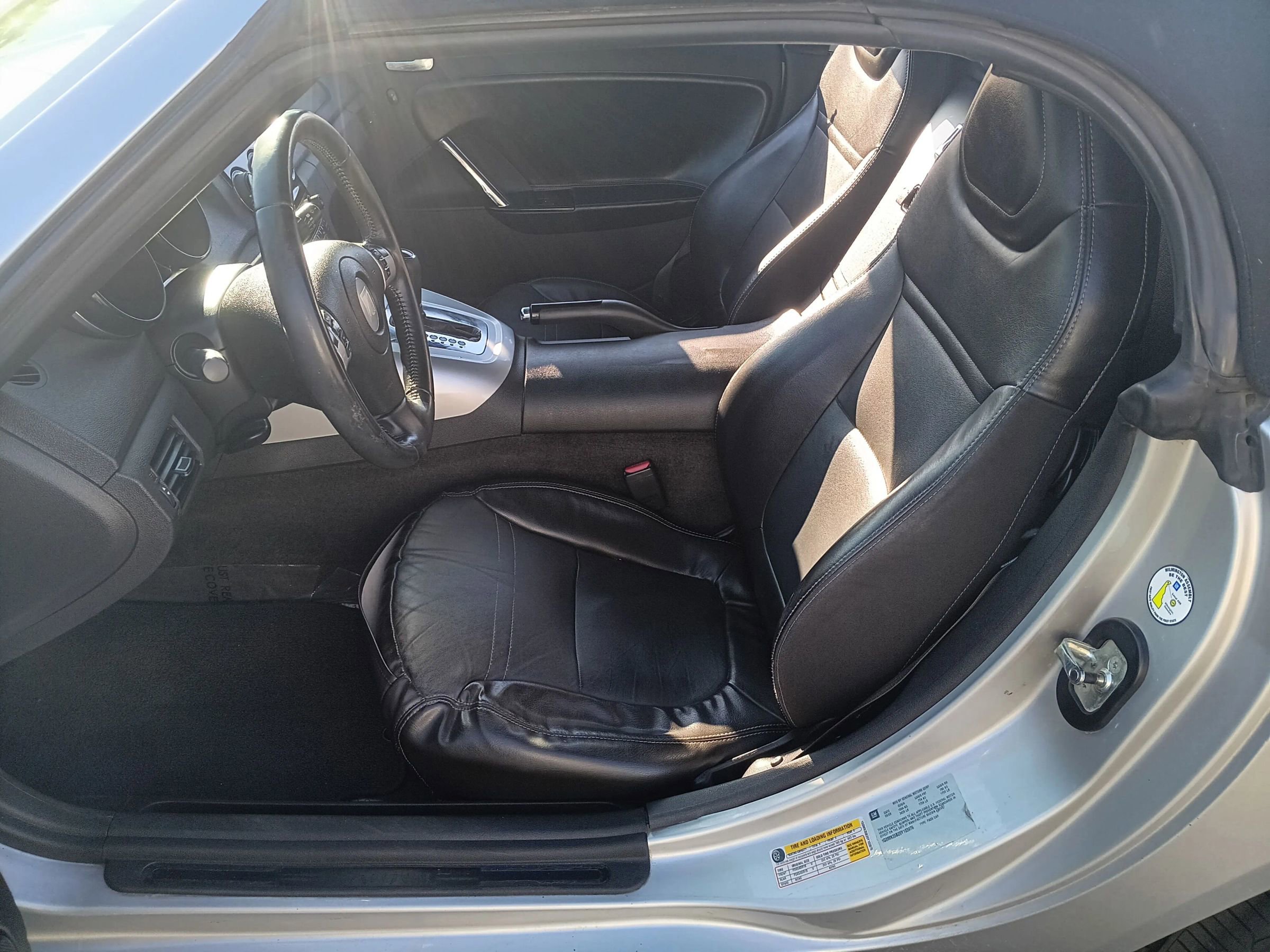 Used 2009 Saturn Sky w/ Premium Trim Package image 21