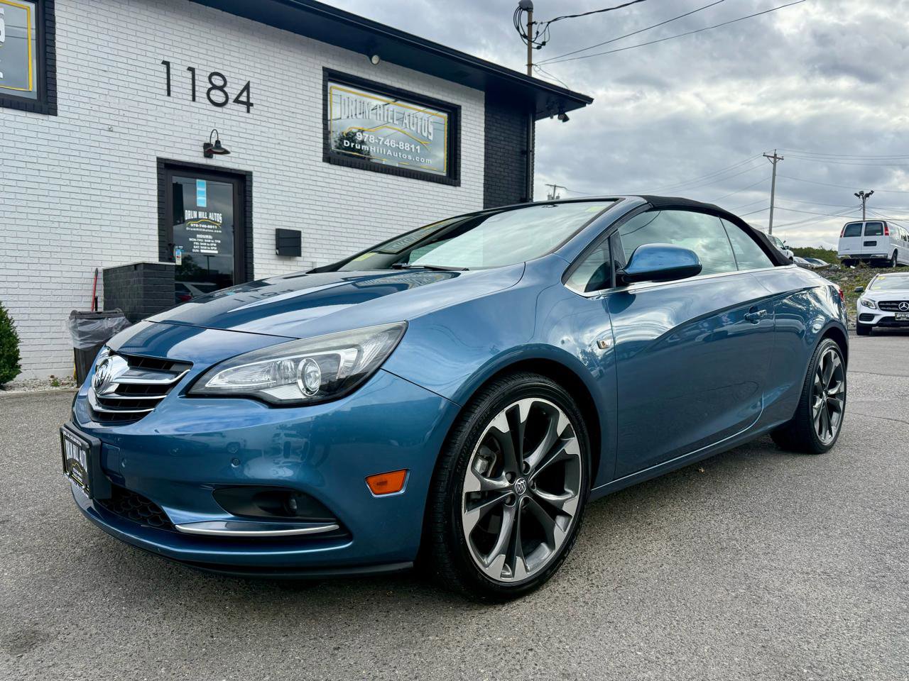Used 2017 Buick Cascada Premium FWD image 2
