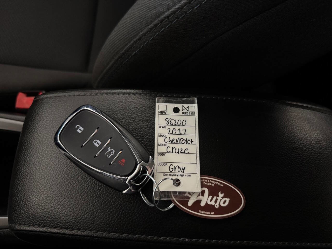 Used 2017 Chevrolet Cruze LT w/ Convenience Package FWD image 42