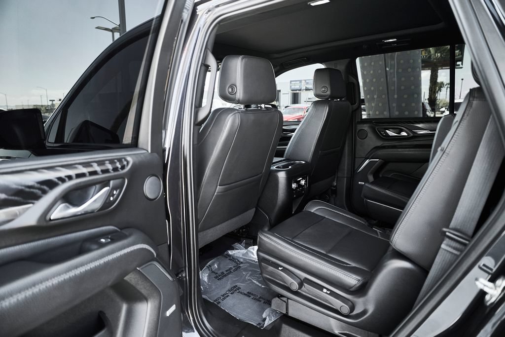 Used 2023 GMC Yukon Denali w/ Max Trailering Package AWD/4WD image 16