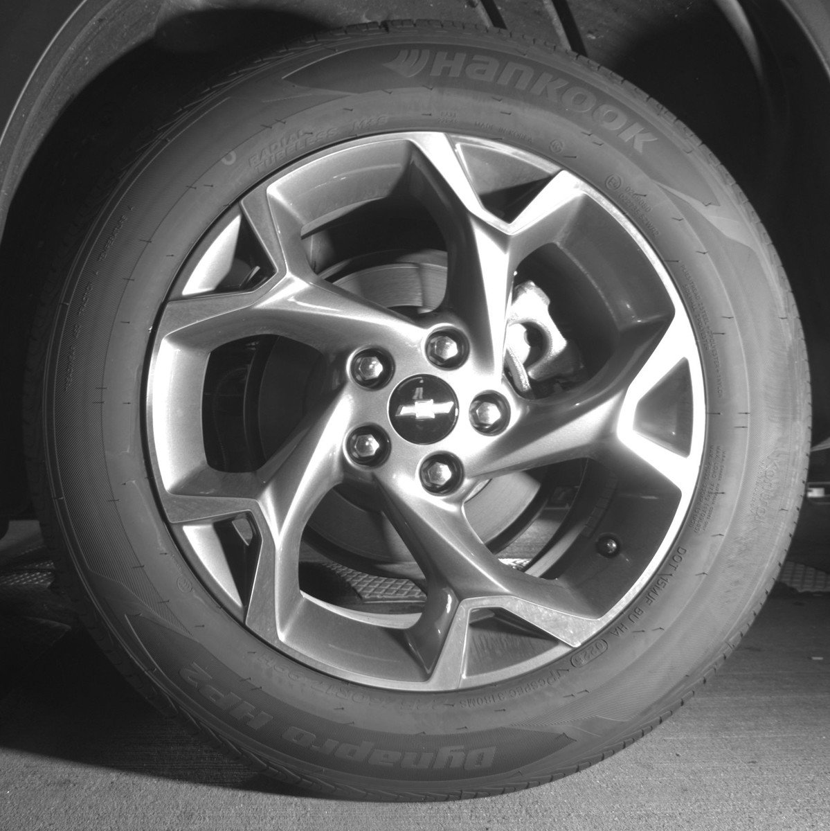 Used 2025 Chevrolet Trax LT FWD image 14