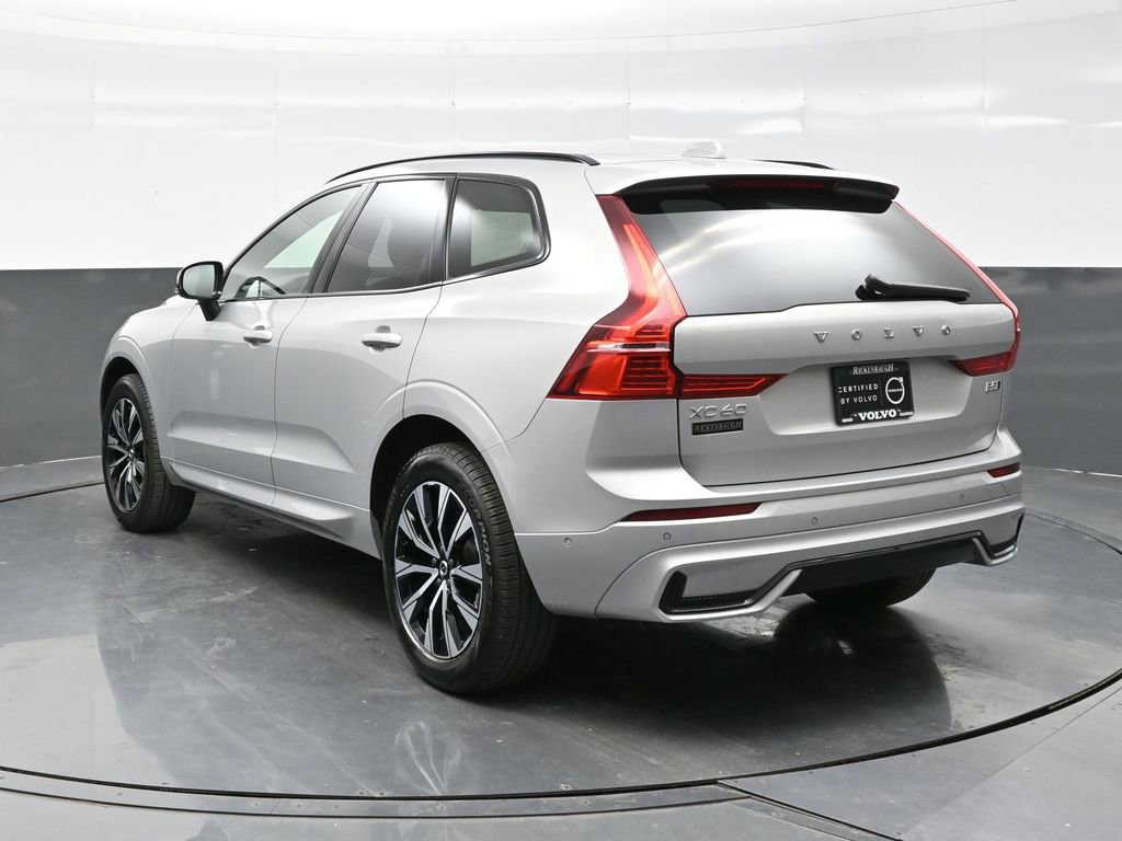 Used 2025 Volvo XC60 B5 Plus image 5