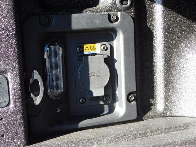 Used 2024 Ford Maverick Tremor w/ Tremor Off-Road Package image 7