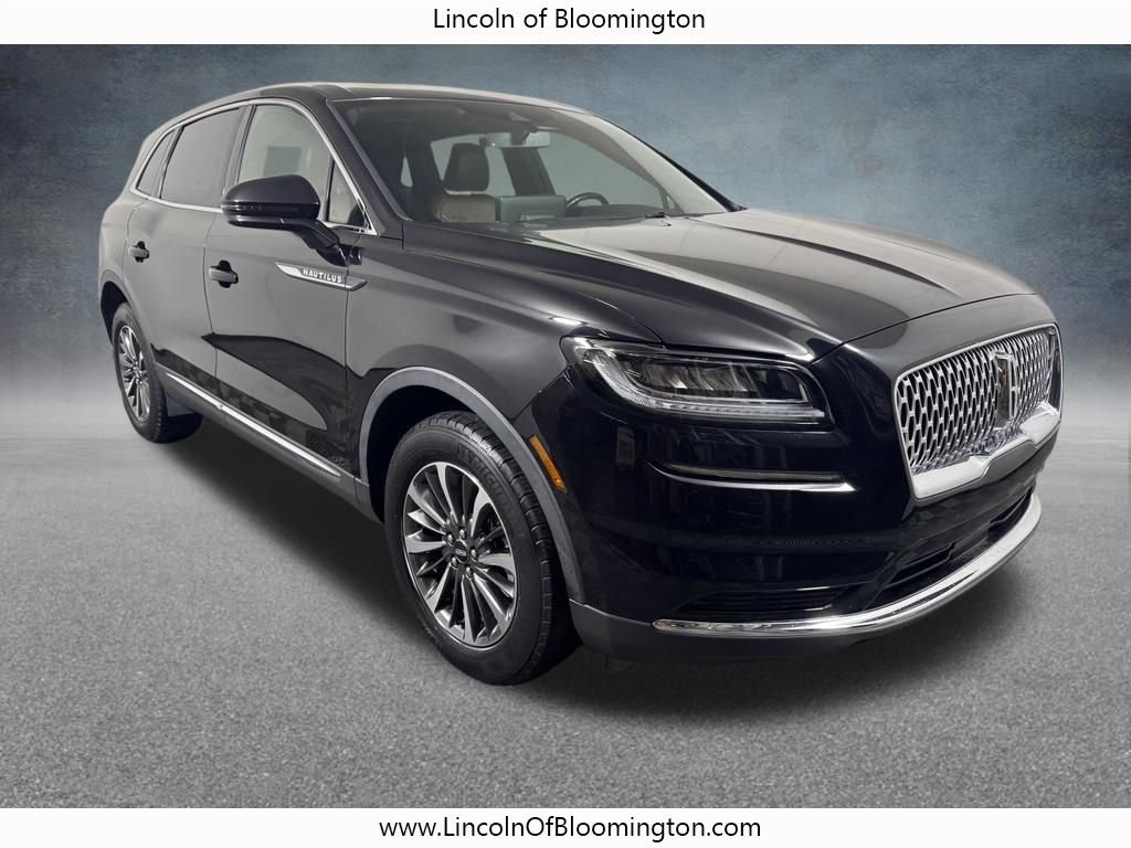 Certified 2023 Lincoln Nautilus Reserve AWD/4WD image 9