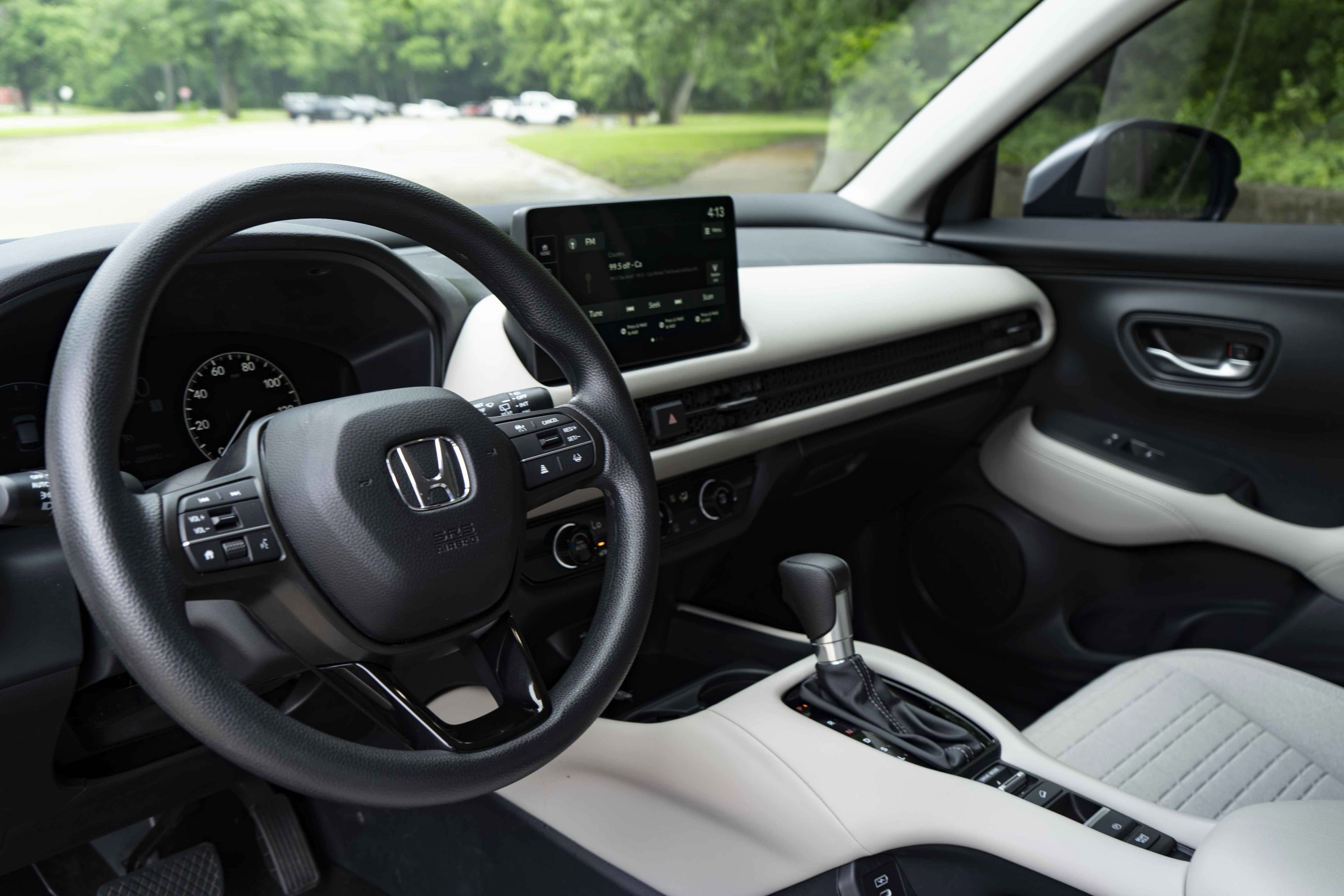 Certified 2026 Honda HR-V LX image 16