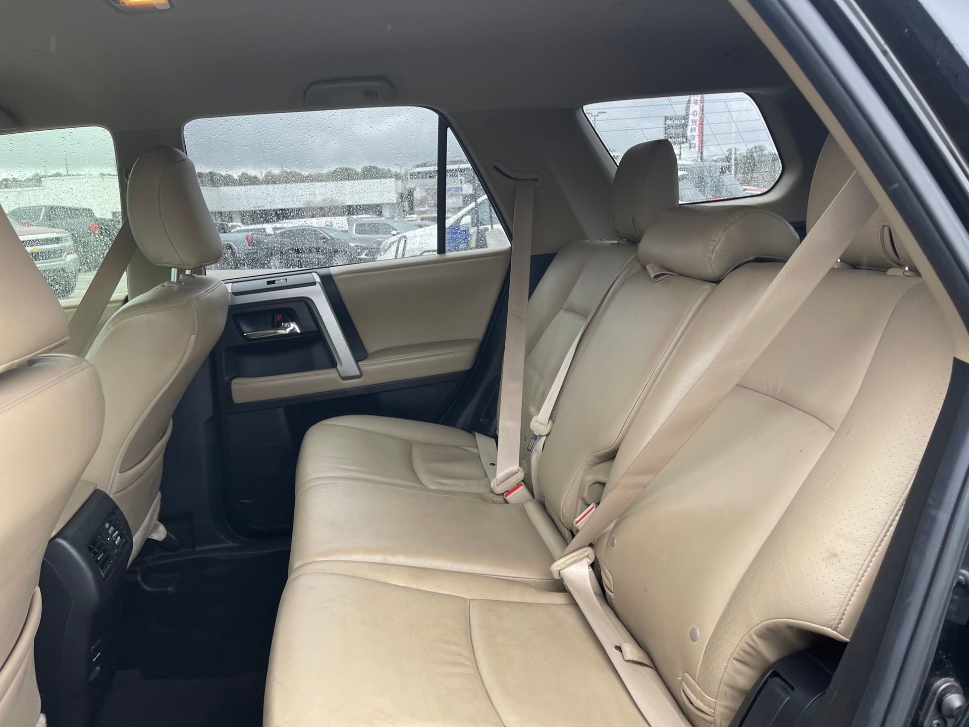 Used 2014 Toyota 4Runner SR5 image 24