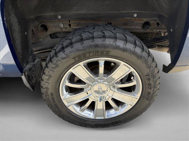 Used 2015 Chevrolet Silverado 1500 High Country w/ High Country Premium Package AWD/4WD image 19