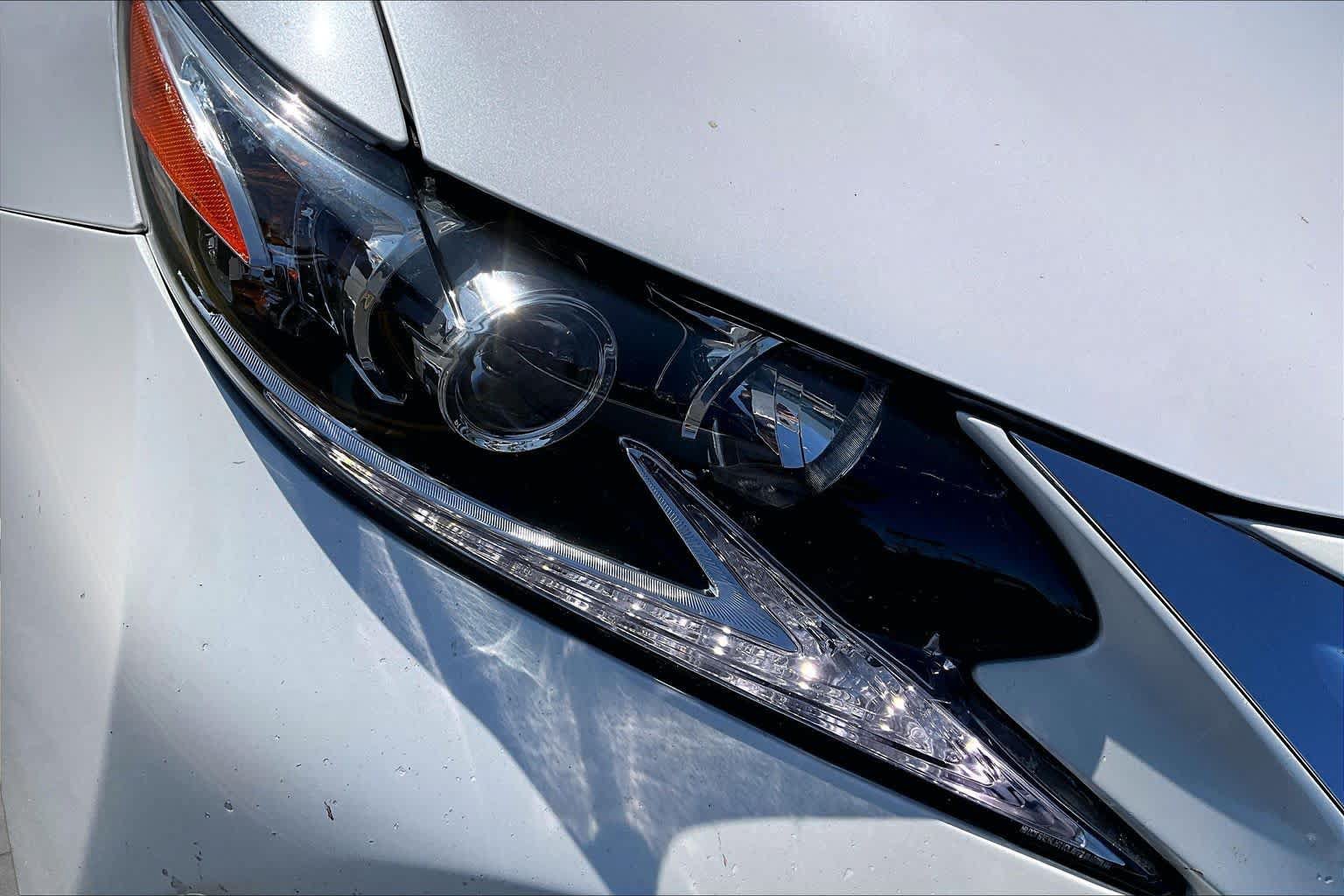 Used 2016 Lexus ES 300h w/ Navigation System Package FWD image 27