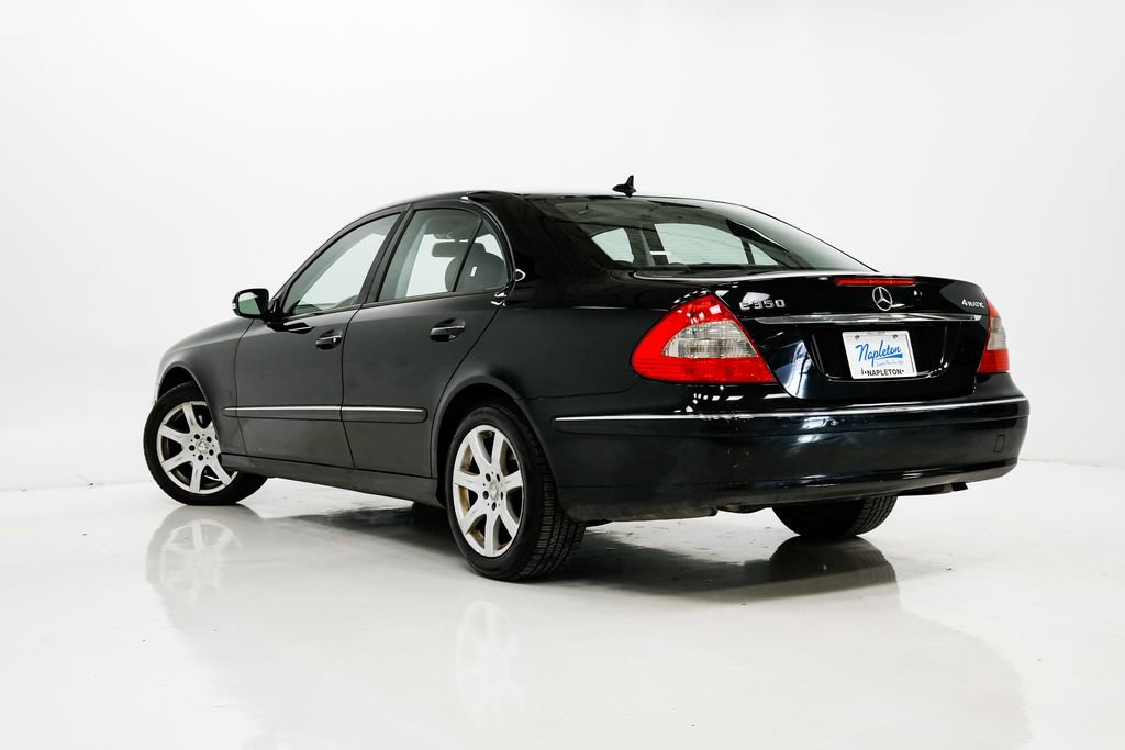 Used 2008 Mercedes-Benz E 350 4MATIC Sedan image 23