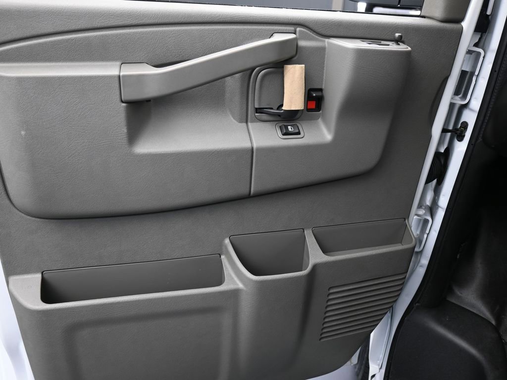 New 2025 Chevrolet Express 2500 w/ Driver Convenience Package image 12