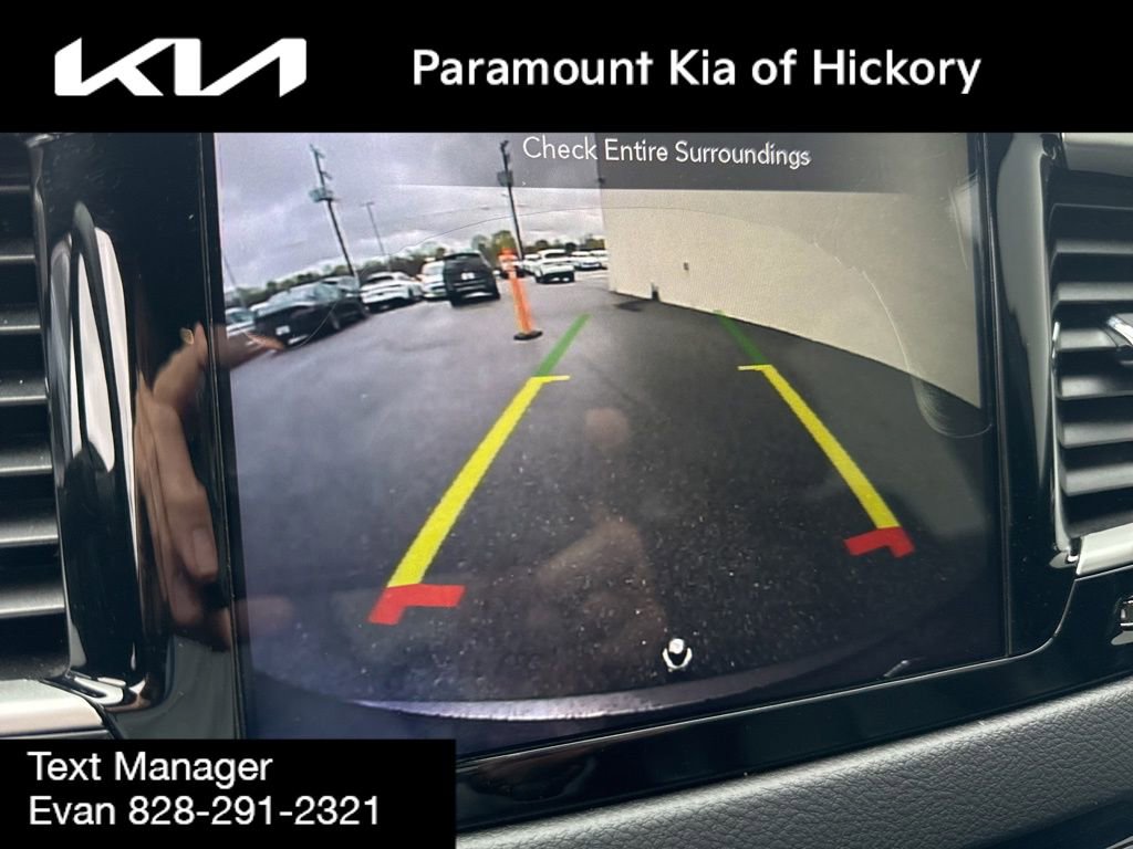 Used 2020 Chrysler Pacifica Touring-L Plus image 26