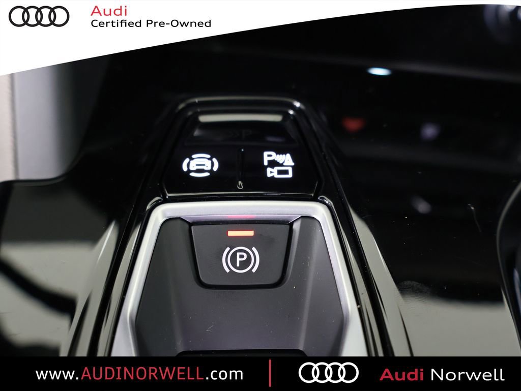 Certified 2025 Audi Q5 Premium w/ Convenience Package AWD/4WD image 5