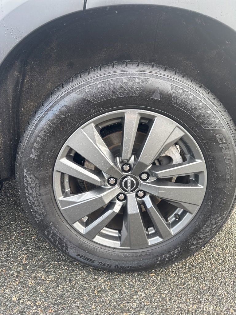 Used 2024 Nissan Pathfinder SV image 44