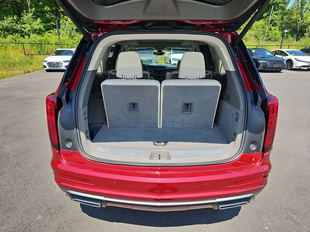 Used 2020 Cadillac XT6 Premium Luxury AWD/4WD image 21