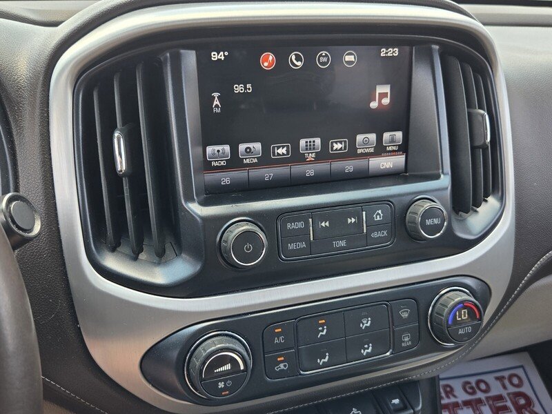 Used 2016 GMC Canyon SLT AWD/4WD image 18
