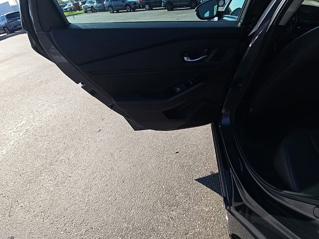 Used 2025 Honda Accord Touring image 25