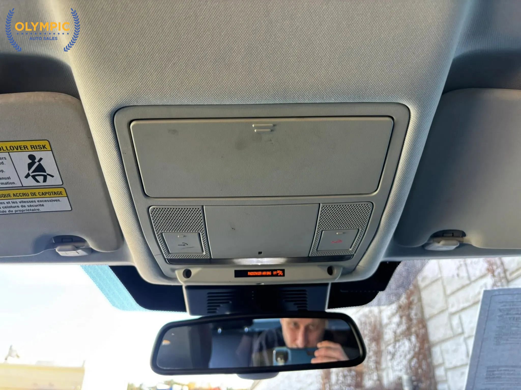 Used 2019 Land Rover Discovery Sport SE image 34