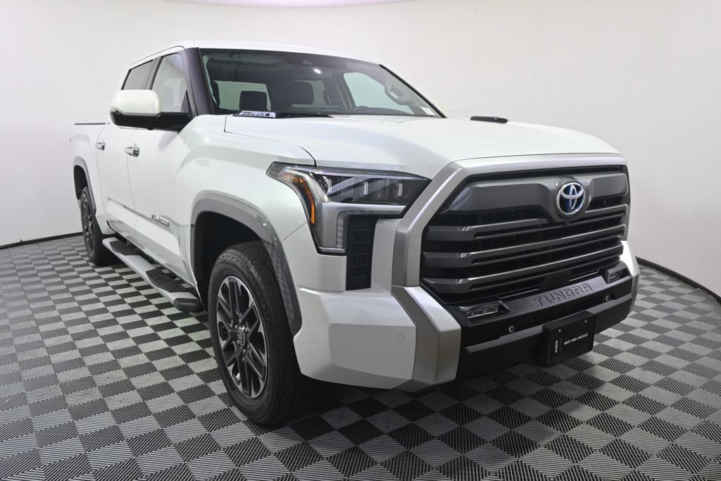 Used 2024 Toyota Tundra Limited AWD/4WD image 9
