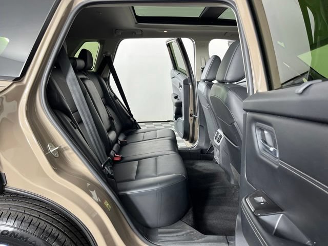 Used 2024 Nissan Rogue SV w/ SV Premium Package AWD/4WD image 48