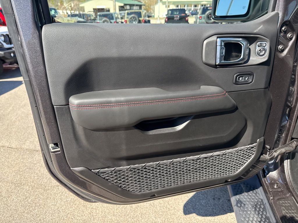 Certified 2025 Jeep Wrangler Unlimited Rubicon image 20
