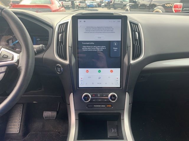 Used 2024 Ford Edge SEL image 28