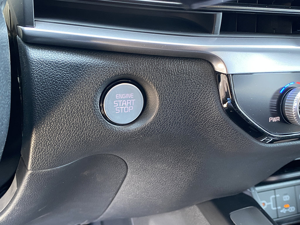 New 2026 Kia Sorento EX FWD image 17
