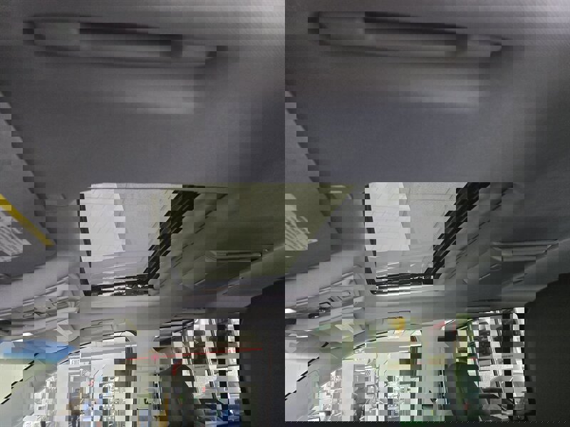 Used 2017 Cadillac Escalade ESV Premium Luxury AWD/4WD image 32