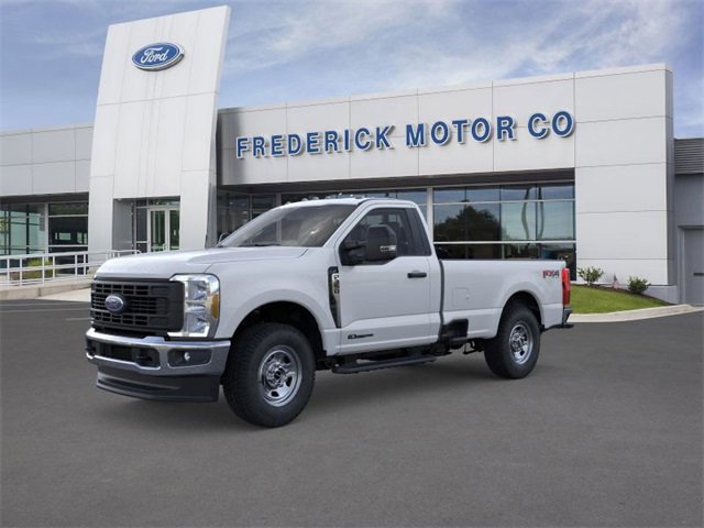 New 2026 Ford F350 XL w/ FX4 Off-Road Package