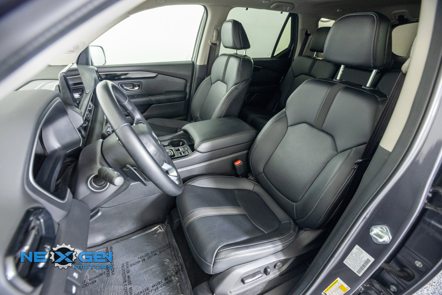 Used 2025 Honda Pilot Touring image 24