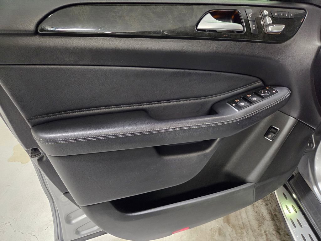 Used 2016 Mercedes-Benz GLE 350 4MATIC w/ Premium Package image 14