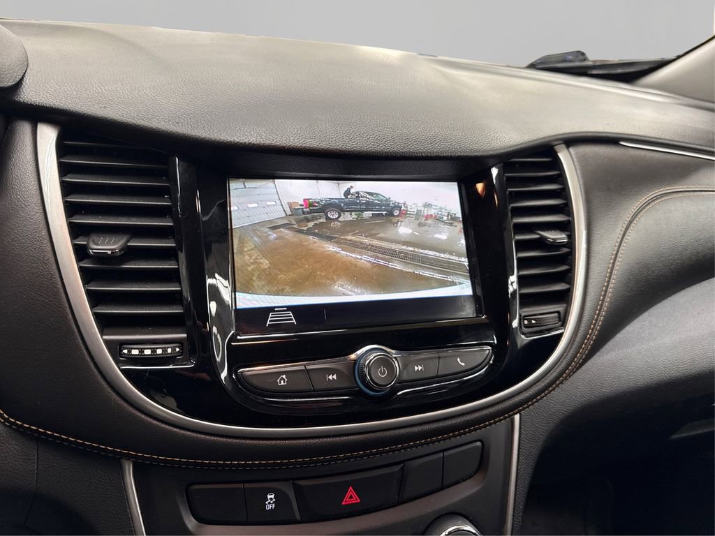 Used 2018 Chevrolet Trax LS AWD/4WD image 31