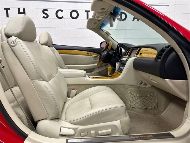 Used 2003 Lexus SC 430 Convertible image 7