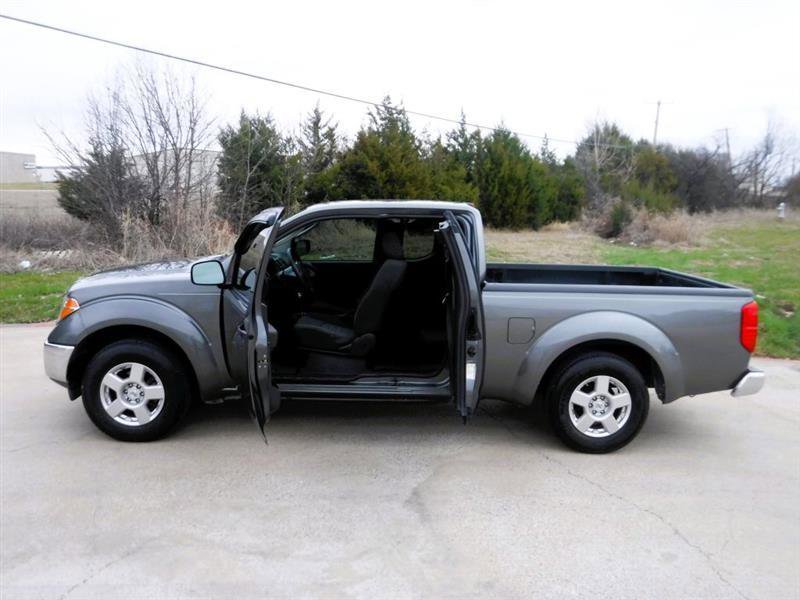 Used 2008 Nissan Frontier SE w/ SE Value Truck Pkg image 13