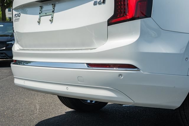 New 2026 Volvo XC90 B6 Plus w/ Protection Package Premier AWD/4WD image 9