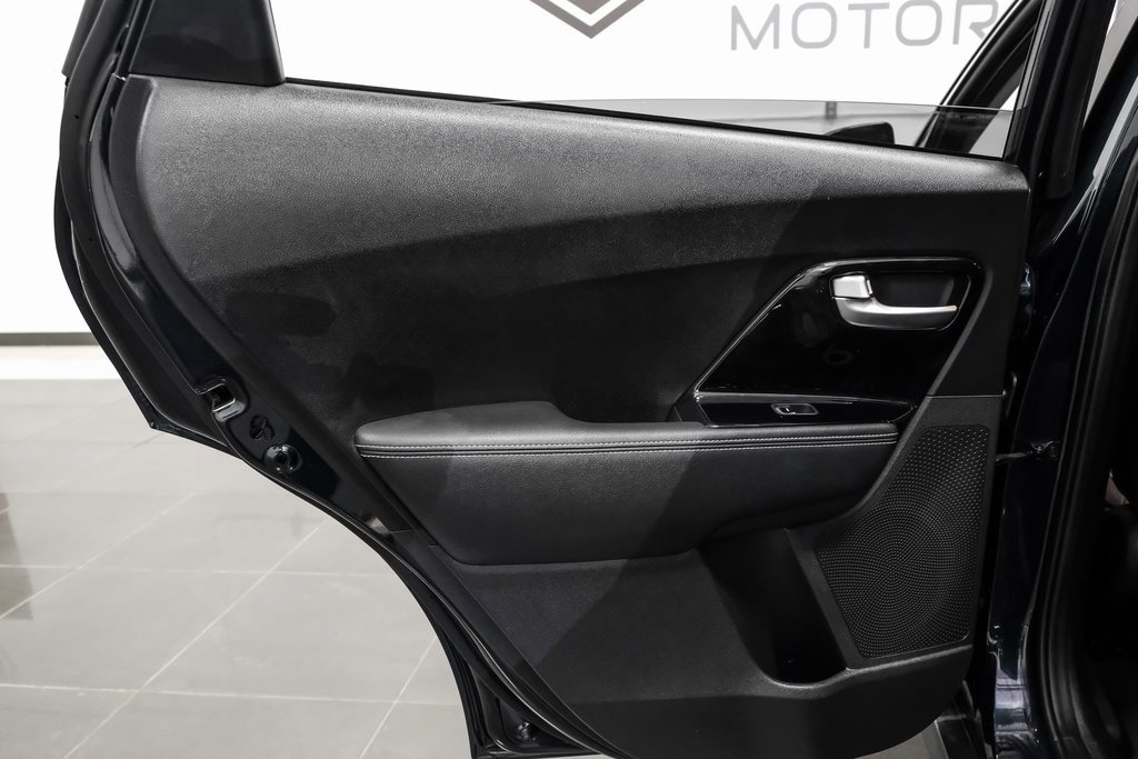 Used 2022 Kia Niro EX image 49