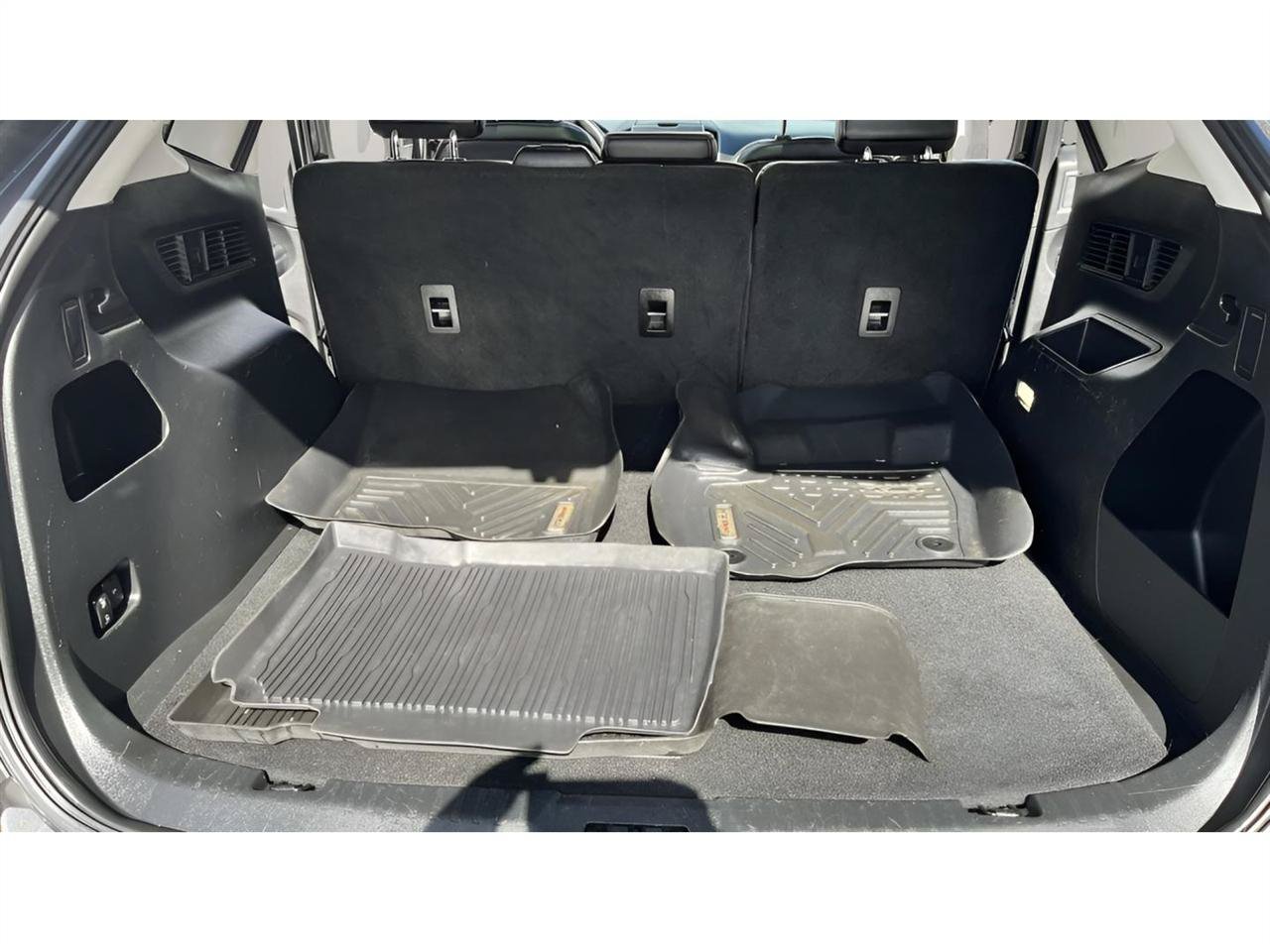 Used 2017 Ford Edge SEL w/ Equipment Group 201A AWD/4WD image 20