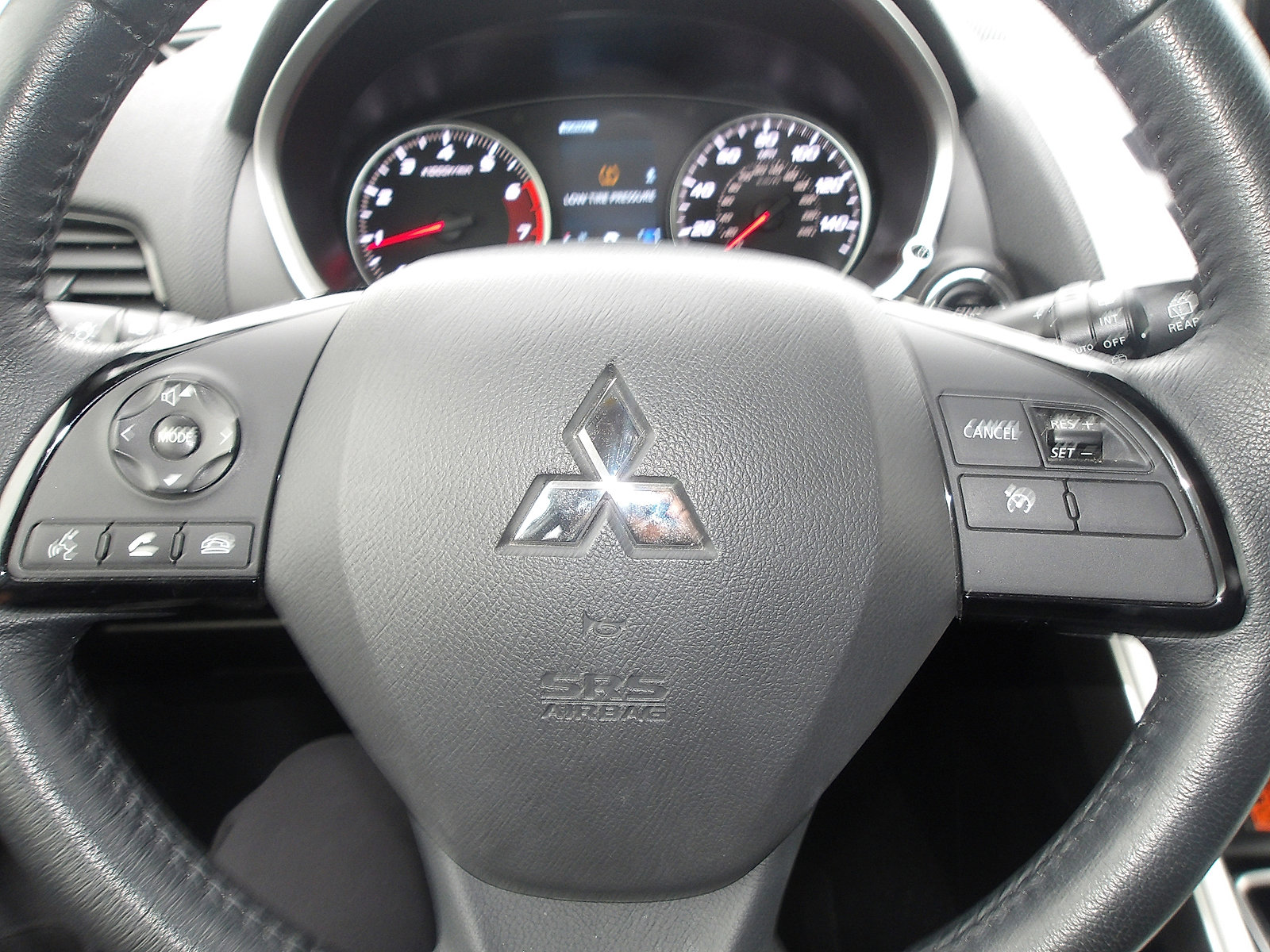 Used 2023 Mitsubishi Eclipse Cross AWD image 18