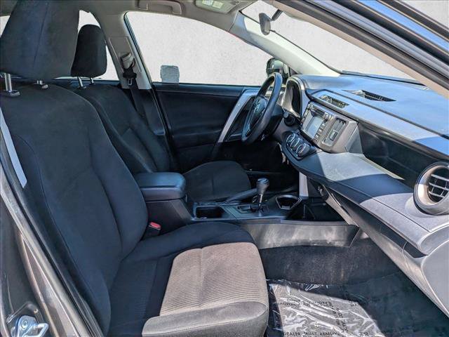 Used 2017 Toyota RAV4 LE FWD image 19