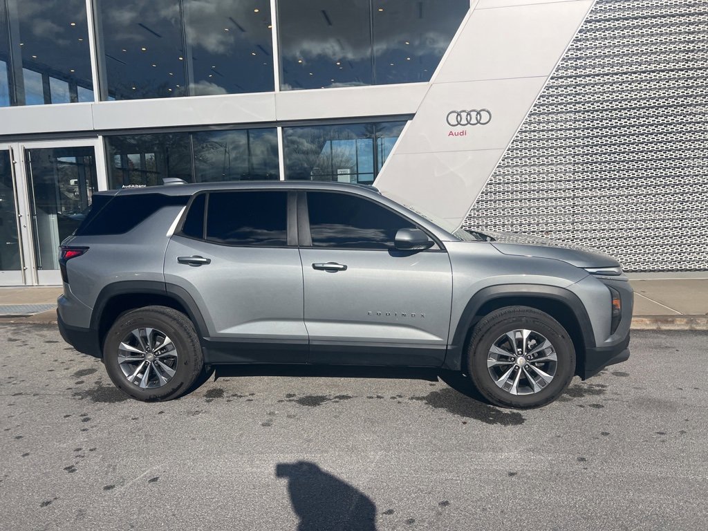 Used 2026 Chevrolet Equinox LT image 16