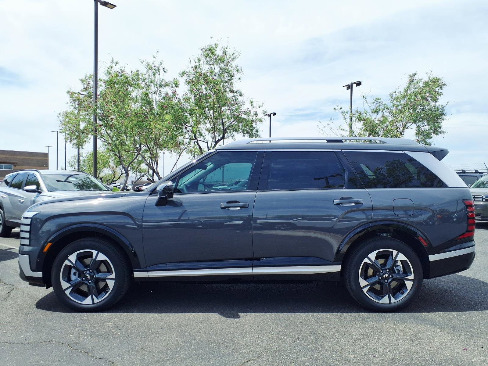 New 2026 Hyundai Palisade Limited AWD/4WD image 3